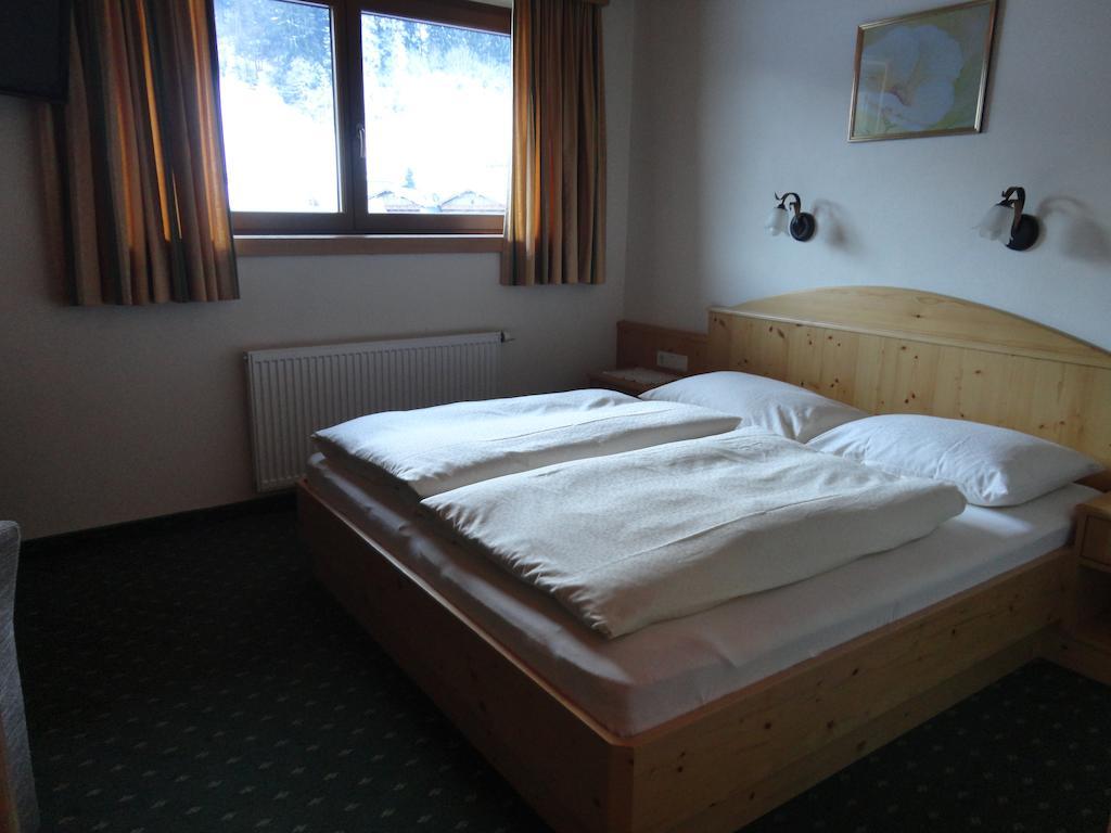 Hotel Garni Klocker كالتنباش المظهر الخارجي الصورة